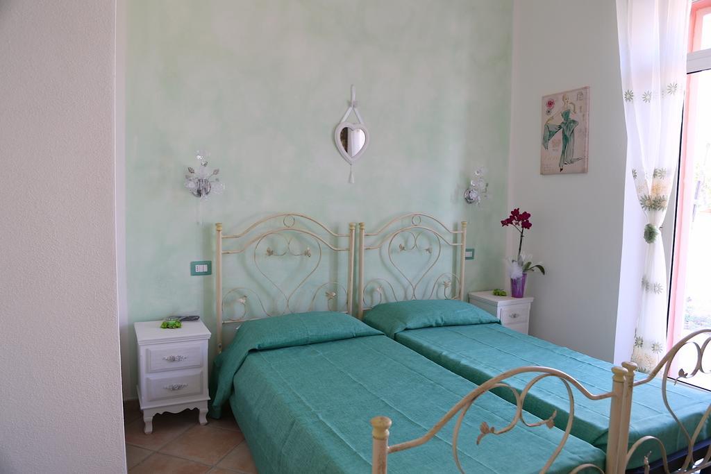 B&B Le Rose Олбия Стая снимка